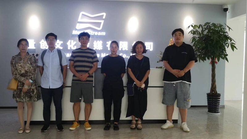 影视制作成本主要包括以下几个方面：